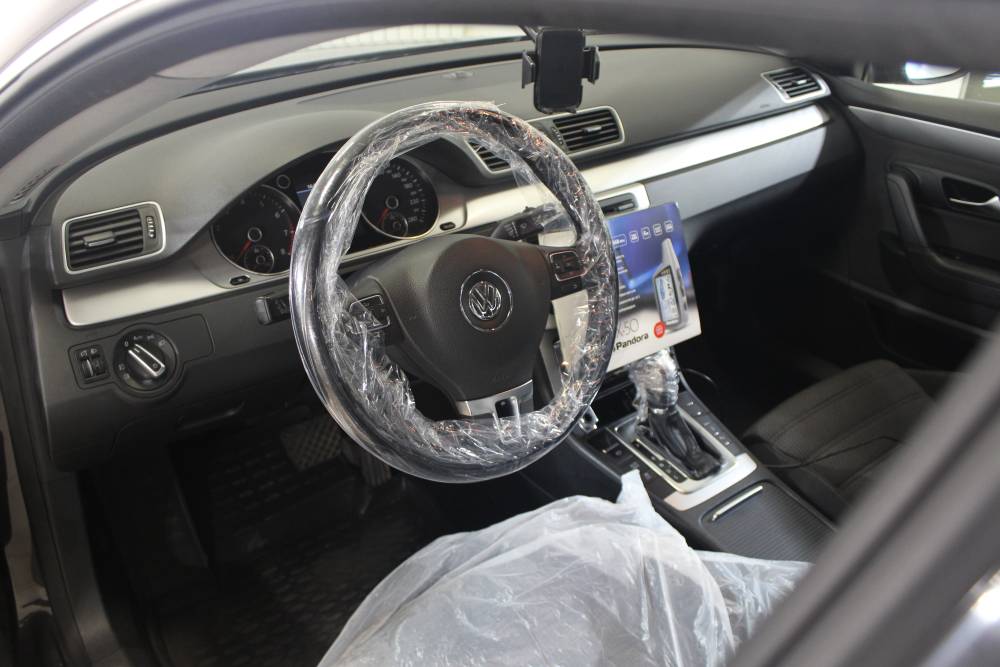 Установка автосигнализации Pandora DX-50 на Volkswagen Passat CC